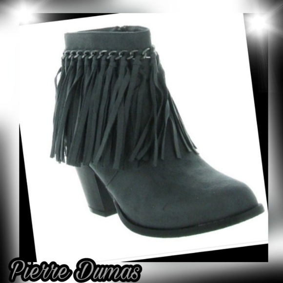 Pierre Dumas Shoes - 🎉HP🎉😴New Pierre Dumas Gray fringe ankle boots